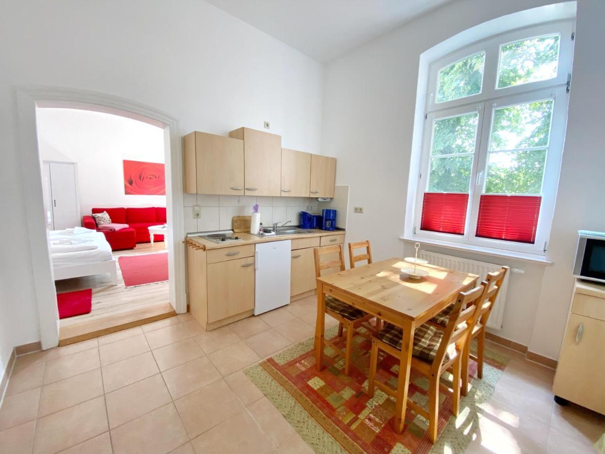 Gutshof Dubnitz - Ferienwohnung 1 "Carlo" 萨斯尼茨 外观 照片